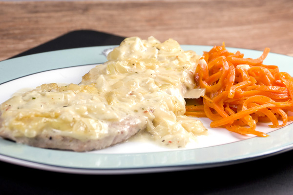 Zwiebel-Sahne-Schnitzel (ohne Fix) - Gaumenfreundin - Food &amp; Family Blog