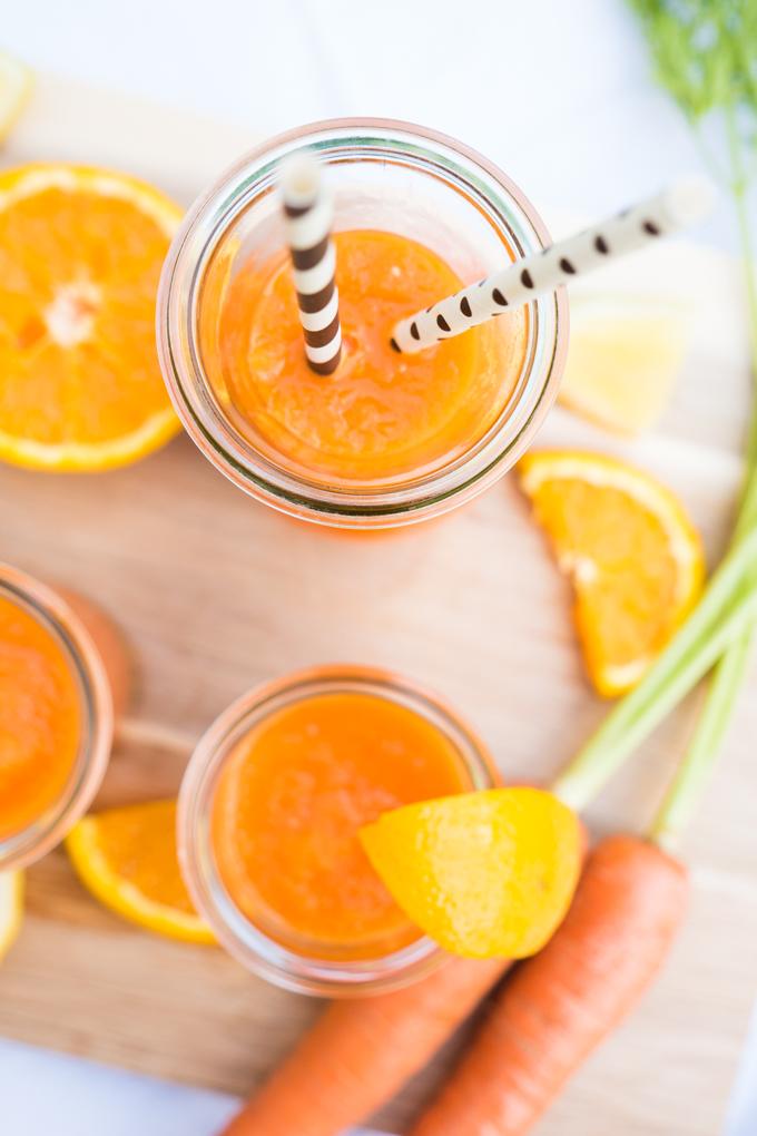 Vitaminkick für den Sommer - Orangen-Möhren-Smoothie