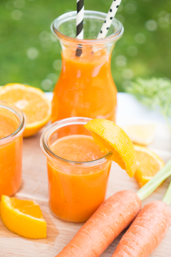 Smoothie mit Orangen, Möhren, Papaya und Ingwer - ein echter Immunbooster für den Frühling und beliebt bei Kindern