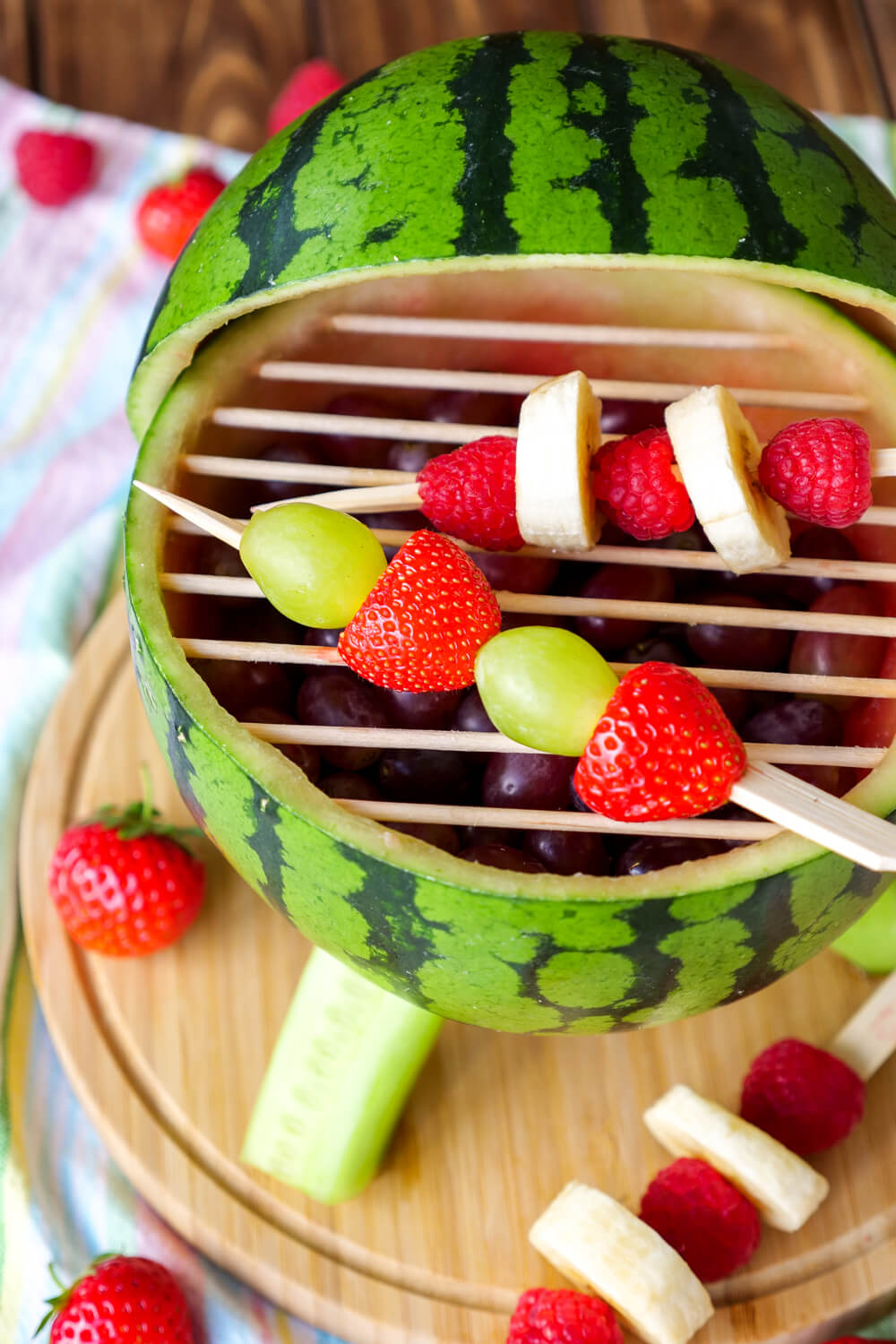 Wassermelonen-Grill DIY – mit leckeren Obstspießen