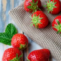 Erdbeeren mit Minze