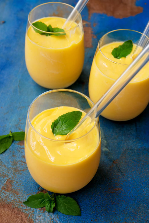 Mango Lassi Original indisch mit Joghurt, Milch und Mango