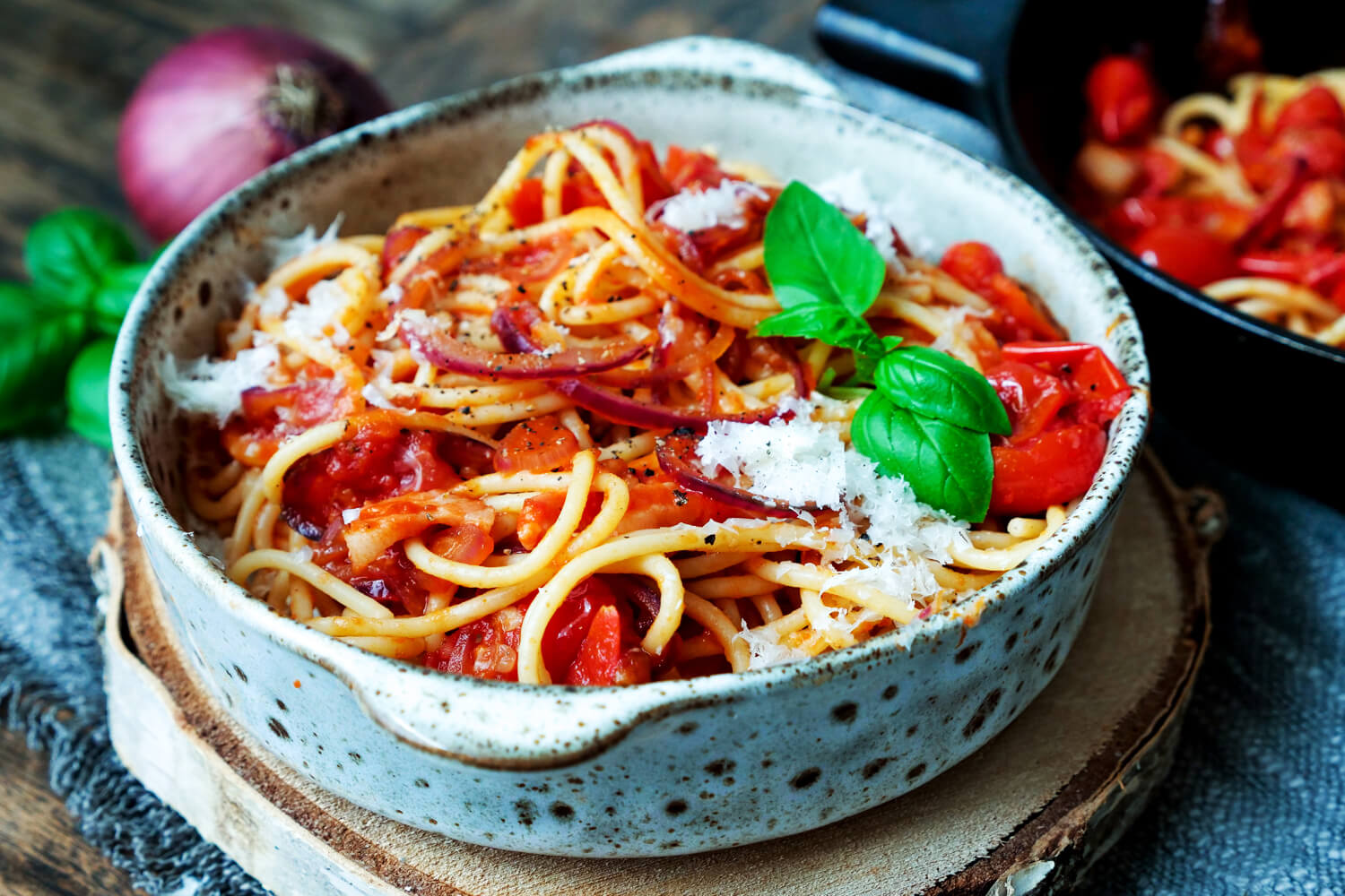 Spaghetti Amatriciana von Jamie Oliver