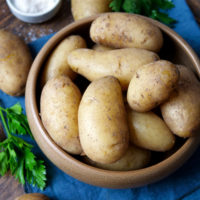 Kartoffeln in der Schüssel