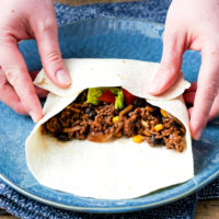 Schritt für Schritt Anleitung: Burritos rollen