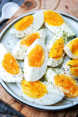 Hartgekochte Eier aus der Heißluftfritteuse