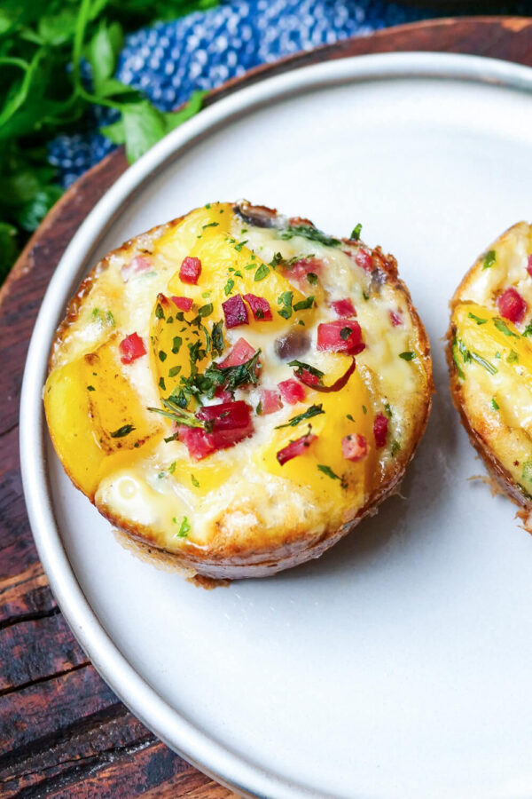 Kartoffelmuffins mit Speck und Ei